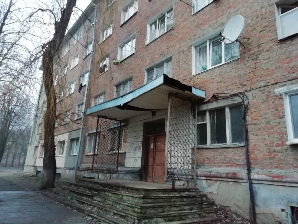 Сумська фірма отримала півмільйона гривень на капітальний ремонт будинку, який за 750 тис. грн. відремонтувала три місяці тому