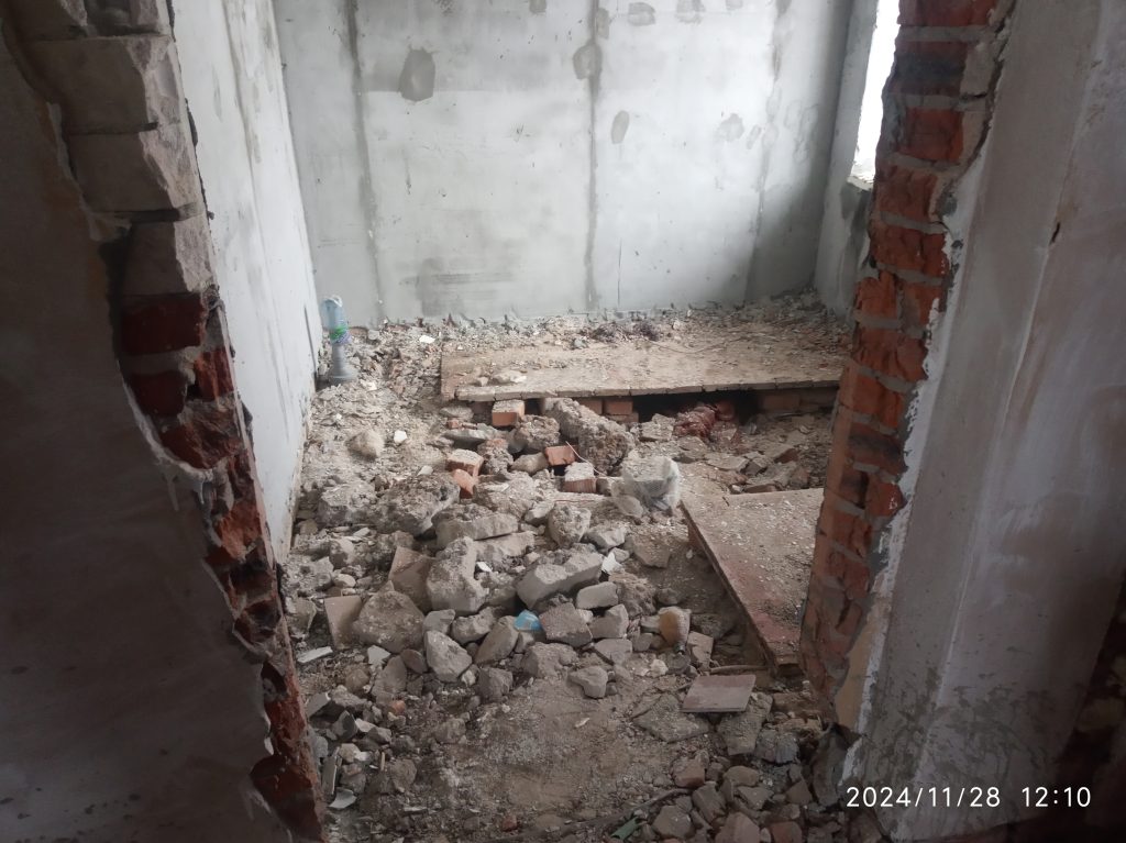 Скандальний ремонт харчоблоку Добрянського ліцею: таблетки на десятиліття та позолочений візок 29 Скандальний ремонт харчоблоку Добрянського ліцею: таблетки на десятиліття та позолочений візок