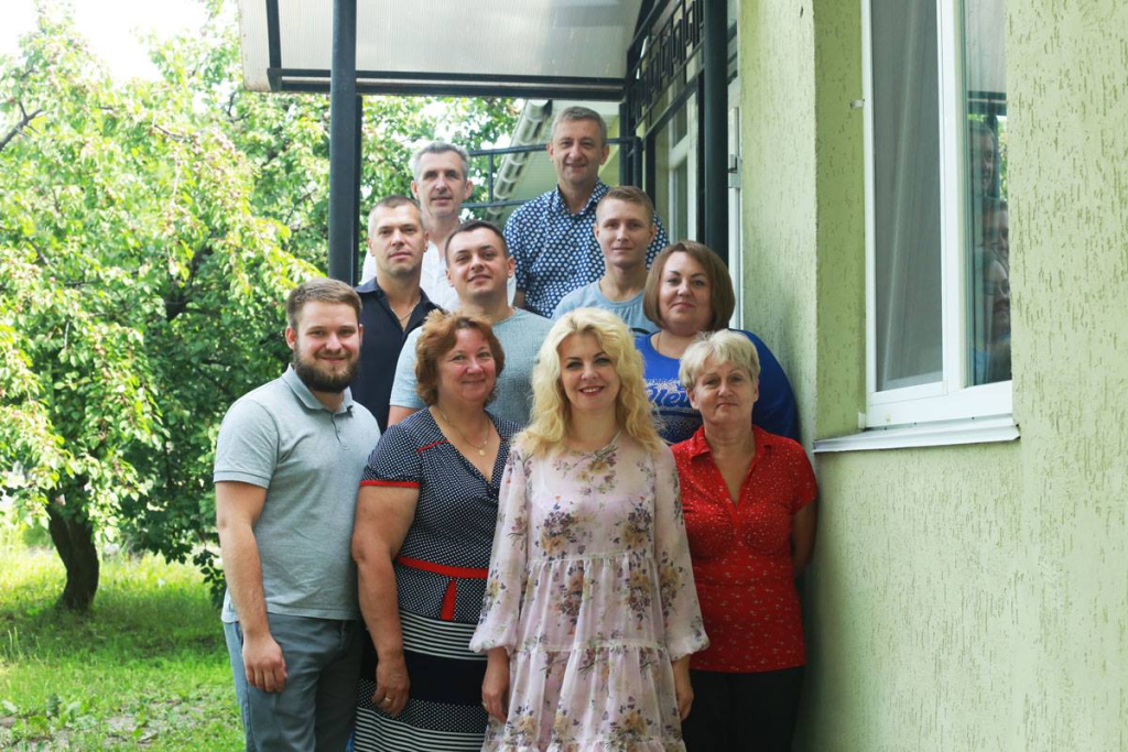 Скандальний ремонт харчоблоку Добрянського ліцею: таблетки на десятиліття та позолочений візок 10 Скандальний ремонт харчоблоку Добрянського ліцею: таблетки на десятиліття та позолочений візок