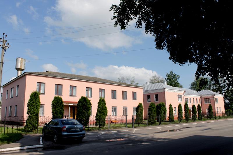 Фірма кременчуцького депутата Терещенка ремонтує укриття для Ічнянської лікарні з переплатою на матеріалах 2 Фірма кременчуцького депутата Терещенка ремонтує укриття для Ічнянської лікарні з переплатою на матеріалах