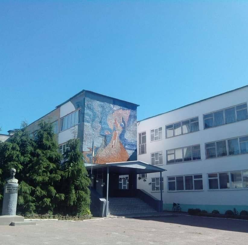 На капремонті укриття для Путивльського ліцею №1 завищили 515 тис. грн на будматеріалах 