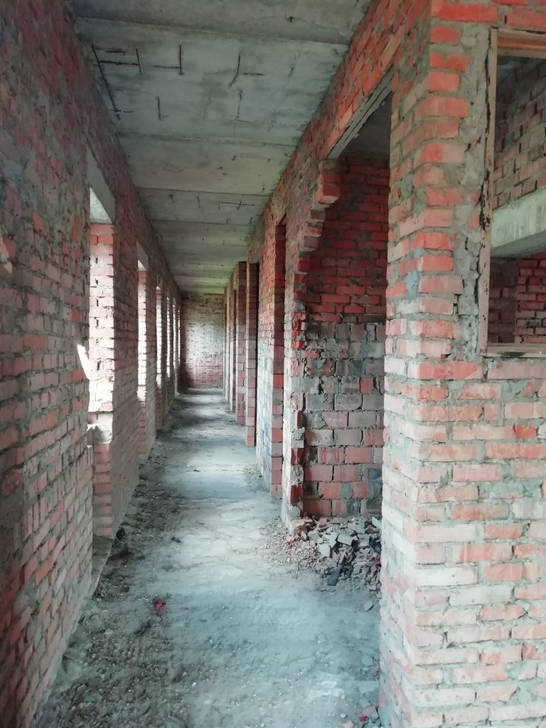 У Ромнах реконструюють приміщення прибудови Обласної клінічної спеціалізованої лікарні із завищеними на 2,5 млн грн цінами на матеріали 5 У Ромнах реконструюють приміщення прибудови Обласної клінічної спеціалізованої лікарні із завищеними на 2,5 млн грн цінами на матеріали