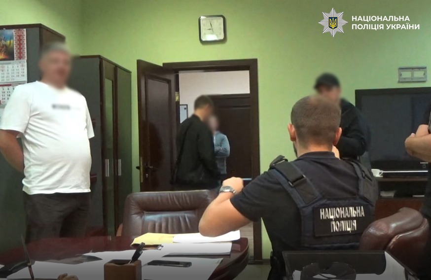Диплом за 350 доларів, світильники вдесятеро дорожчі та хабарі за безоплатне лікування: шо розслідують на Сумщині 4 Диплом за 350 доларів, світильники вдесятеро дорожчі та хабарі за безоплатне лікування: шо розслідують на Сумщині