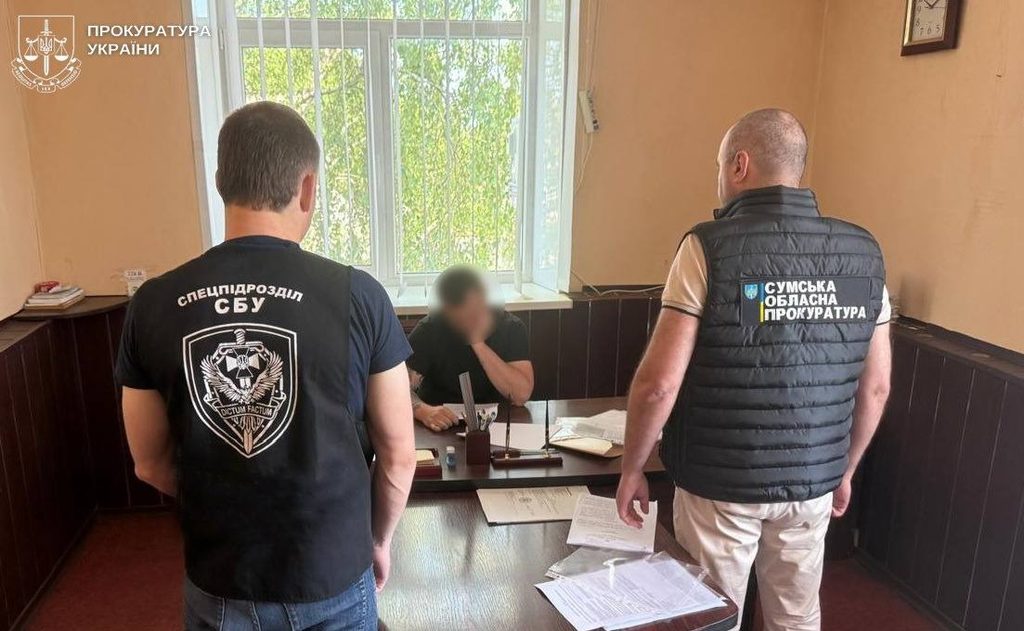 Диплом за 350 доларів, світильники вдесятеро дорожчі та хабарі за безоплатне лікування: шо розслідують на Сумщині 5 Диплом за 350 доларів, світильники вдесятеро дорожчі та хабарі за безоплатне лікування: шо розслідують на Сумщині